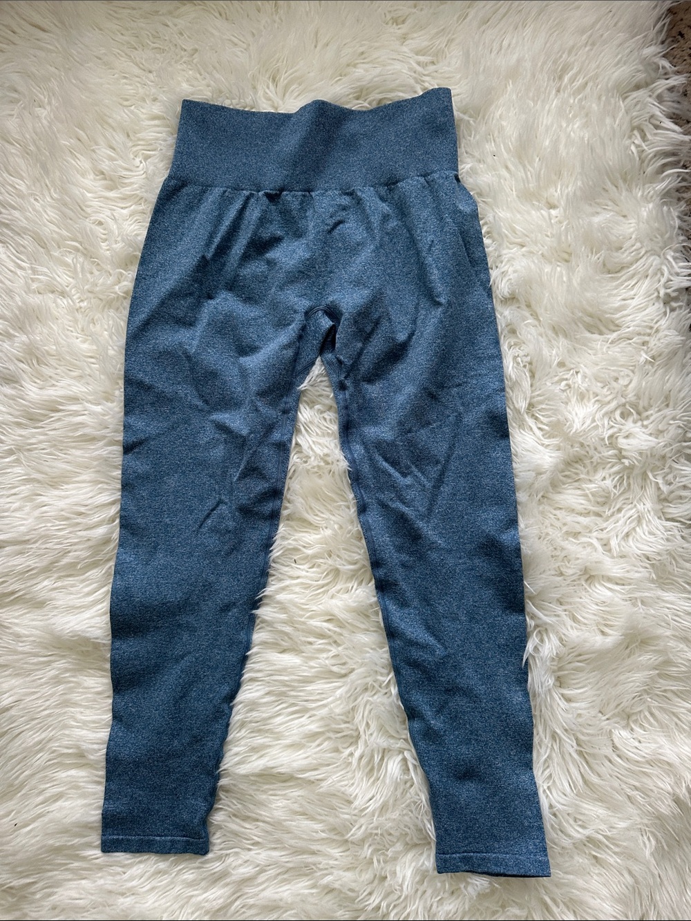 NVGTN Seamless Scrunch Butt Blue Mark Leggings Large L Lrg